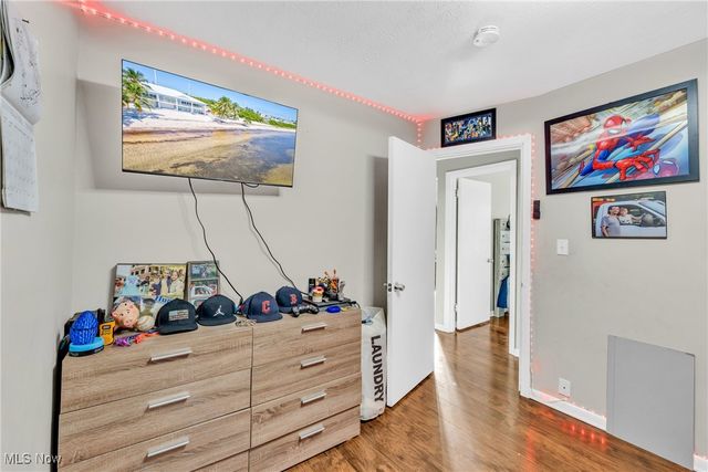 967 Warwick Drive, Sheffield Lake, OH 44054