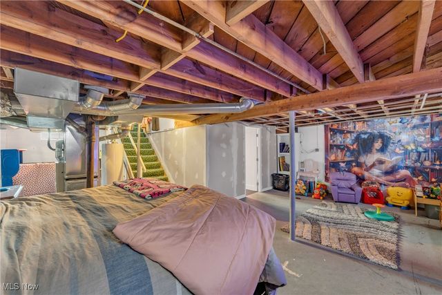 967 Warwick Drive, Sheffield Lake, OH 44054