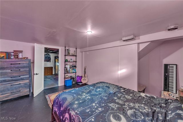 967 Warwick Drive, Sheffield Lake, OH 44054