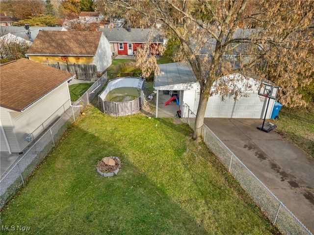 967 Warwick Drive, Sheffield Lake, OH 44054