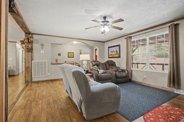 10878 Highway 7, Primm Springs, TN 38476
