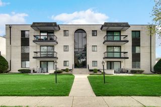 5715 129th Street 1C, Crestwood, IL 60418