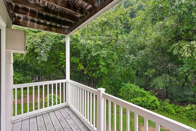 192 Doxbury Lane, Suffern, NY 10901