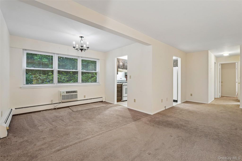 192 Doxbury Lane, Suffern, NY 10901 — photo 5