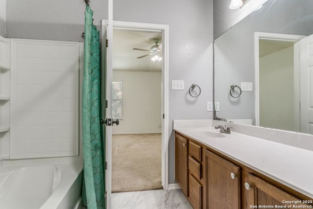 8503 Chickasaw Bluff, Converse, TX 78109