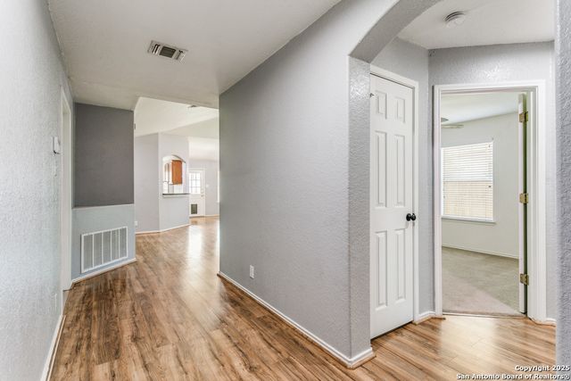 8503 Chickasaw Bluff, Converse, TX 78109