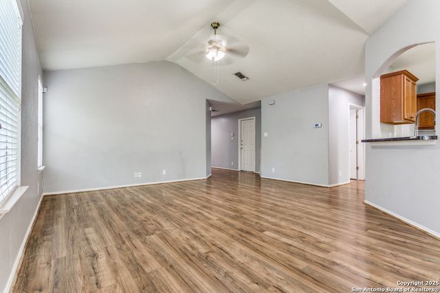 8503 Chickasaw Bluff, Converse, TX 78109