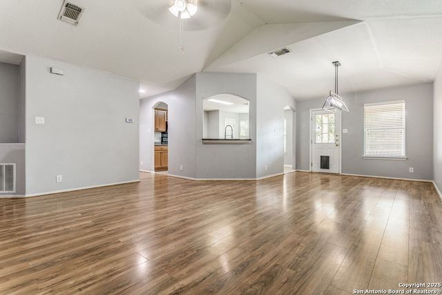 8503 Chickasaw Bluff, Converse, TX 78109