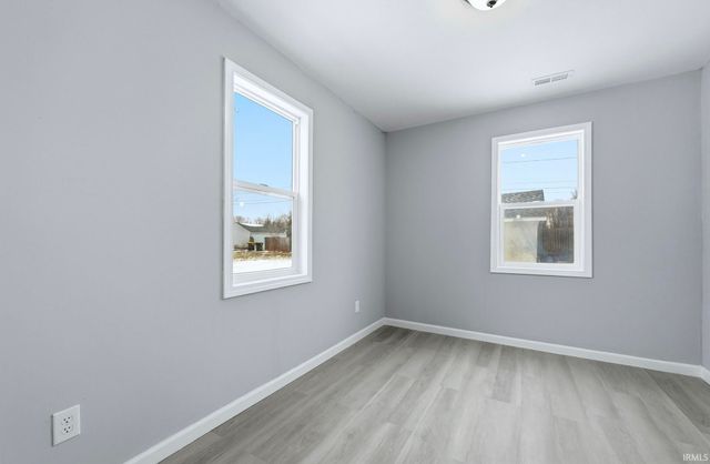 3911 Eastway Drive, Fort Wayne, IN 46806