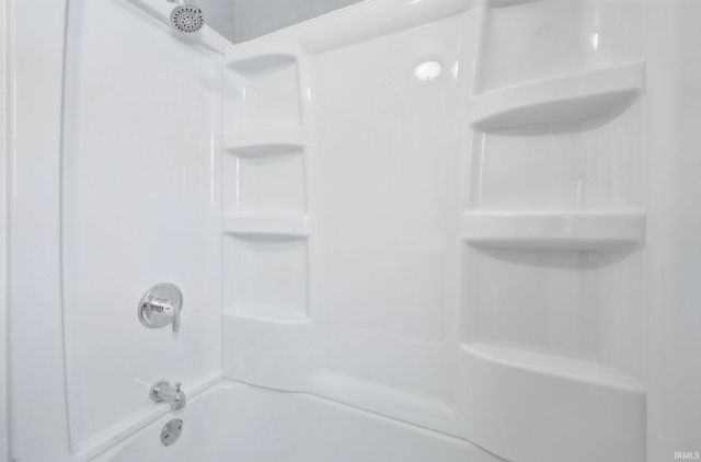 3911 Eastway Drive, Fort Wayne, IN 46806