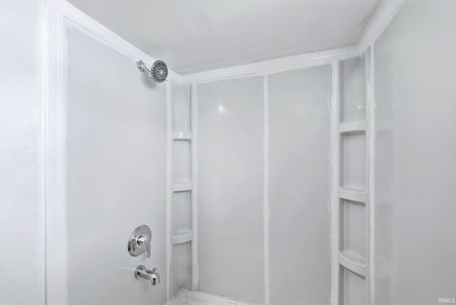 3911 Eastway Drive, Fort Wayne, IN 46806