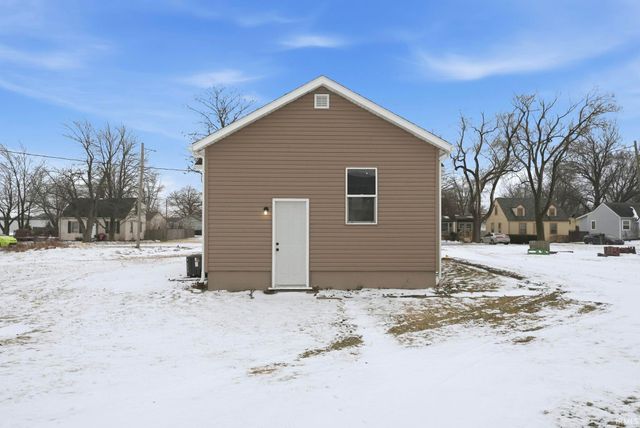 3911 Eastway Drive, Fort Wayne, IN 46806