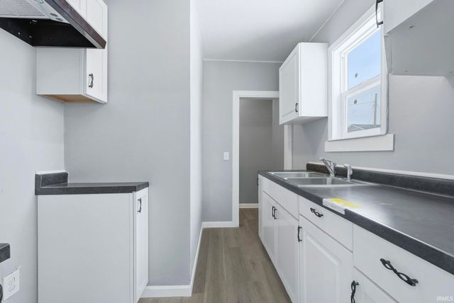 3911 Eastway Drive, Fort Wayne, IN 46806