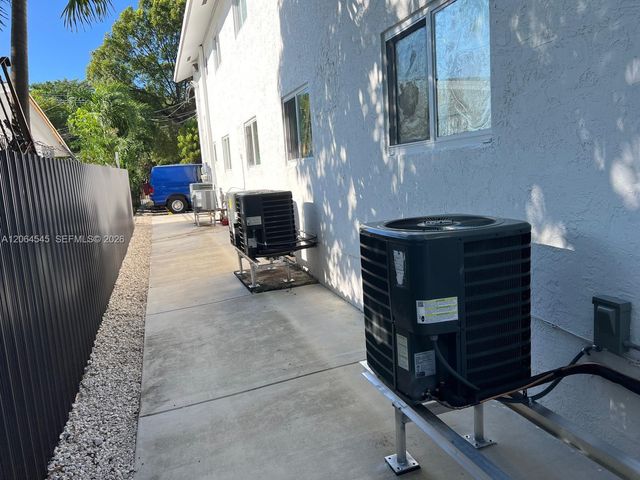 2611 NW 32nd Street, Miami, FL 33142