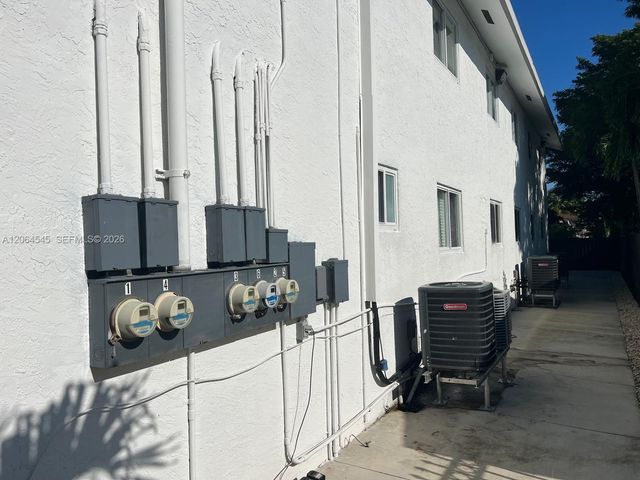 2611 NW 32nd Street, Miami, FL 33142