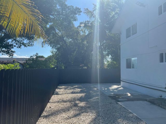 2611 NW 32nd Street, Miami, FL 33142