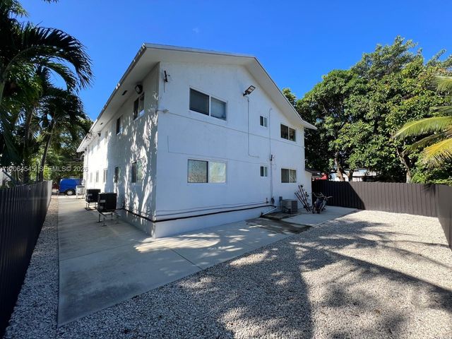 2611 NW 32nd Street, Miami, FL 33142