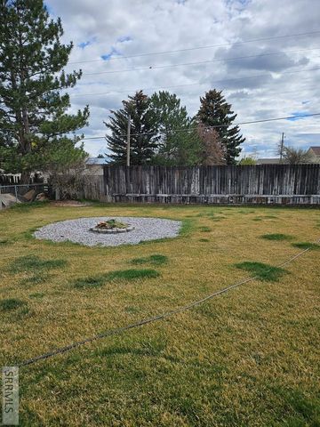 4230 E Dixie Street, Idaho Falls, ID 83401