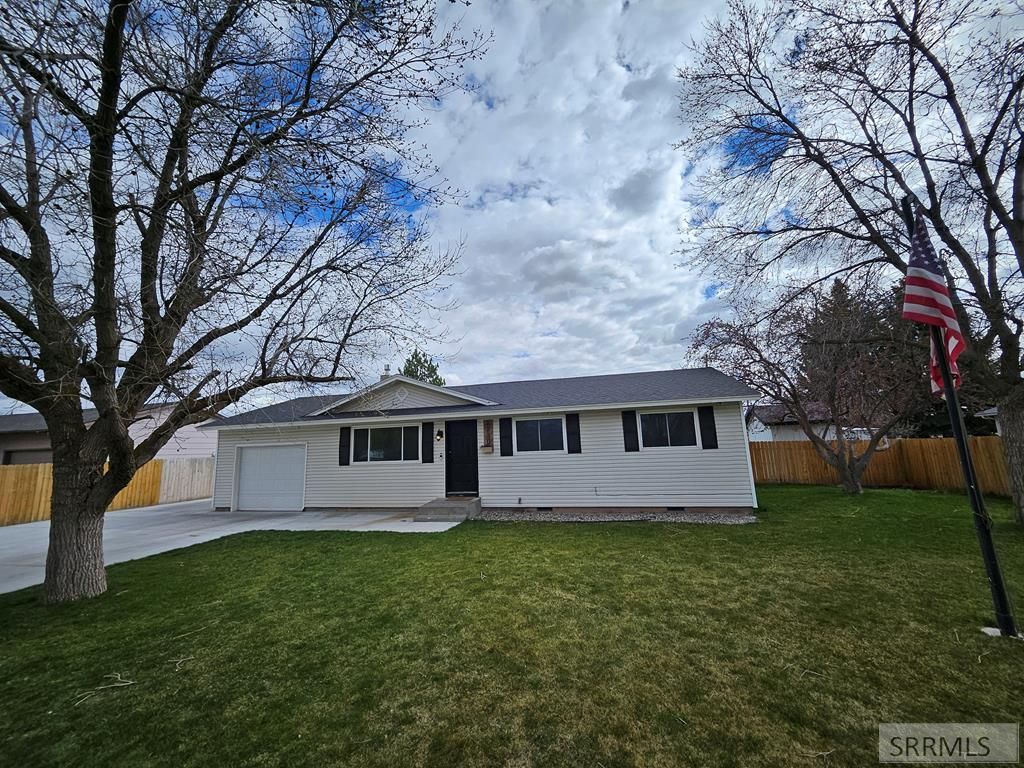 4230 E Dixie Street, Idaho Falls, ID 83401