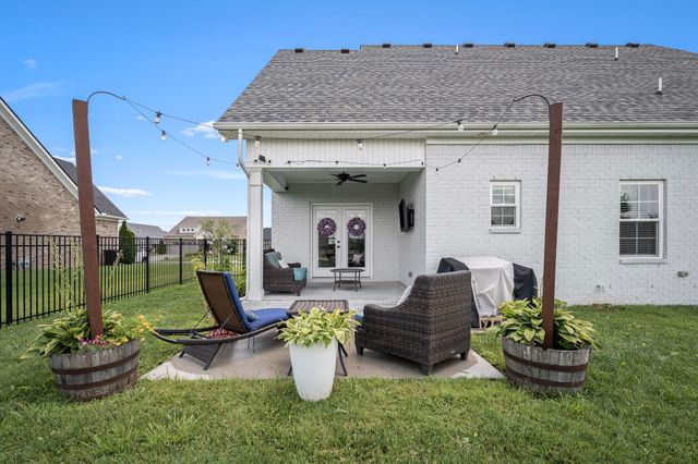 4033 Gilreath Pl, Murfreesboro, TN 37127