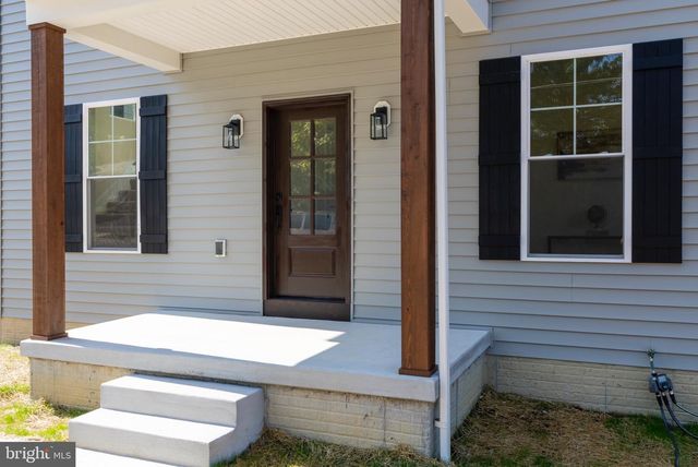 3025 FIFTH AVE, Baltimore, MD 21234
