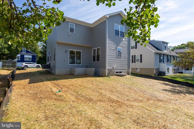 3025 FIFTH AVE, Baltimore, MD 21234