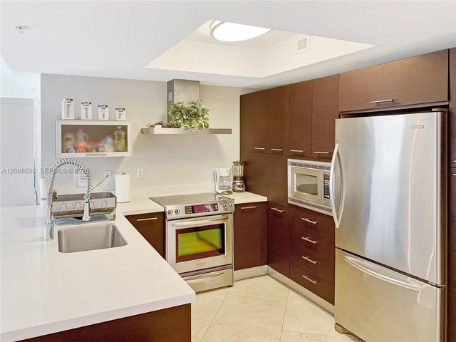 150 Sunny Isles Boulevard 1-906, Sunny Isles Beach, FL 33160