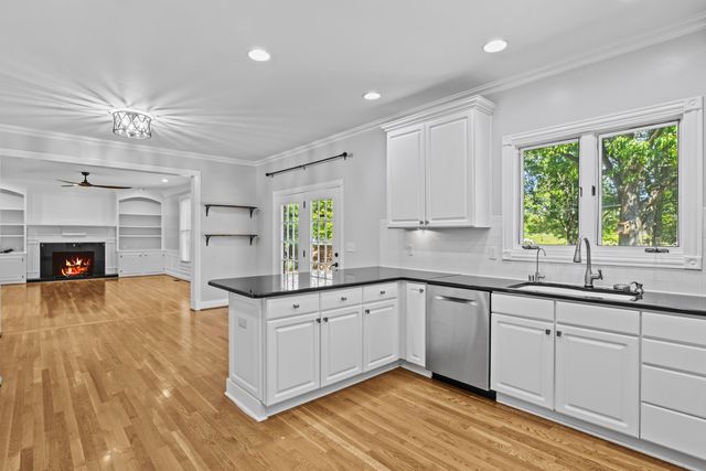 1301 Mumford Lane, Lexington, KY 40513