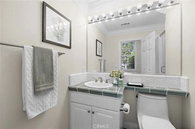 110 Plaza Via Sol, San Clemente, CA 92673