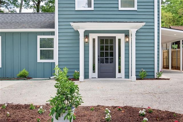 1383 Natchez Trace SW, Marietta, GA 30008