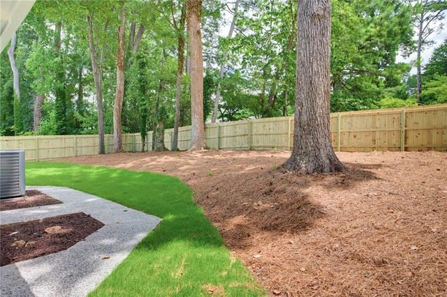 1383 Natchez Trace SW, Marietta, GA 30008