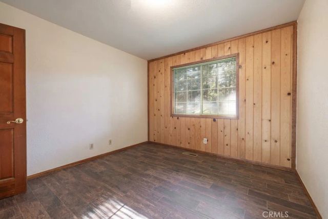 252 Riverside, Sugarloaf, CA 92386