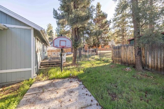 252 Riverside, Sugarloaf, CA 92386