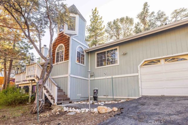252 Riverside, Sugarloaf, CA 92386