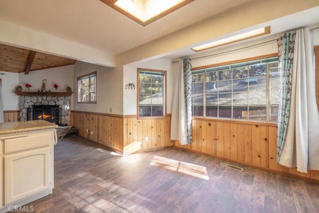 252 Riverside, Sugarloaf, CA 92386