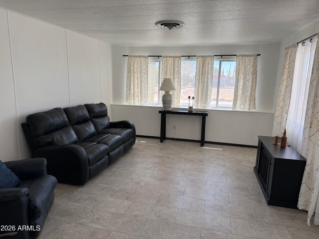 3602 N MONTANA Avenue, Florence, AZ 85132 — photo 2