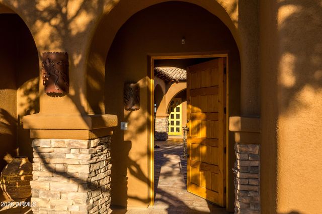 32021 N 143rd Place, Scottsdale, AZ 85262