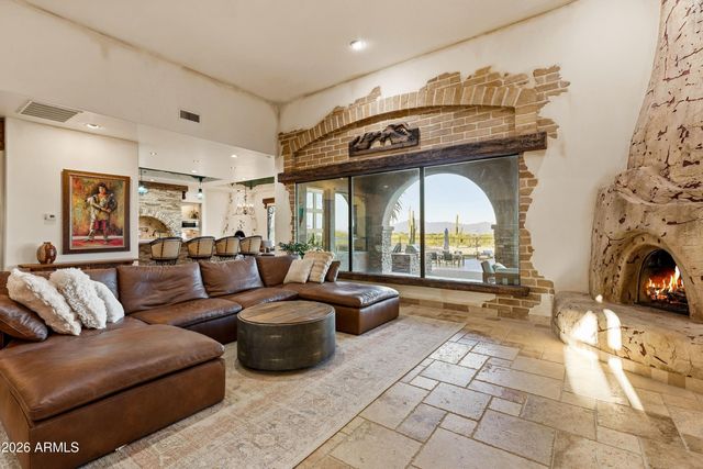 32021 N 143rd Place, Scottsdale, AZ 85262