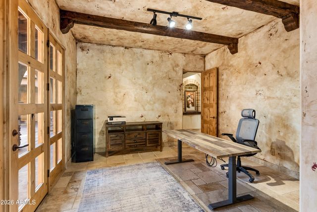 32021 N 143rd Place, Scottsdale, AZ 85262