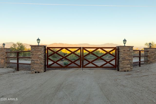 32021 N 143rd Place, Scottsdale, AZ 85262