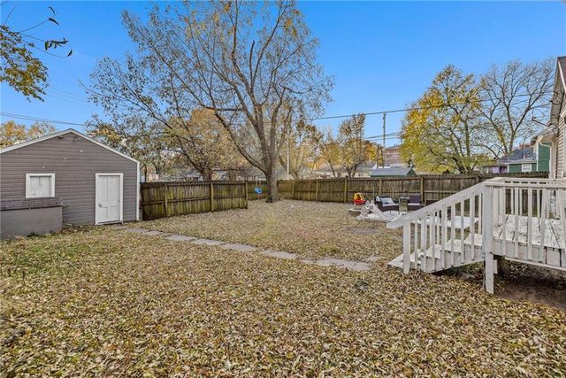 201 E Miami Street, Paola, KS 66071