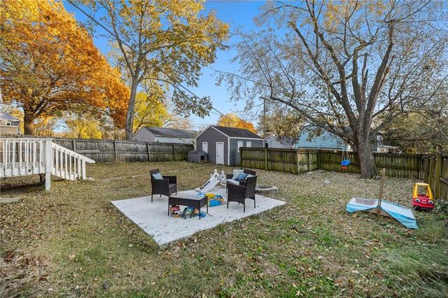 201 E Miami Street, Paola, KS 66071