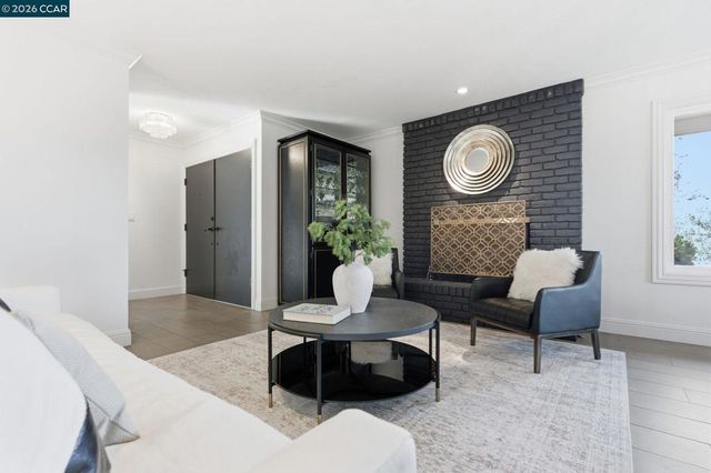 314 314 Draeger Dr, Moraga, CA 94556