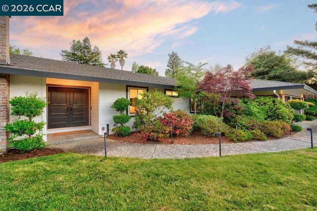 314 314 Draeger Dr, Moraga, CA 94556