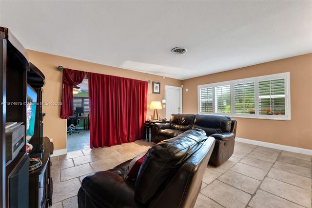 9730 SW 159th St, Miami, FL 33157