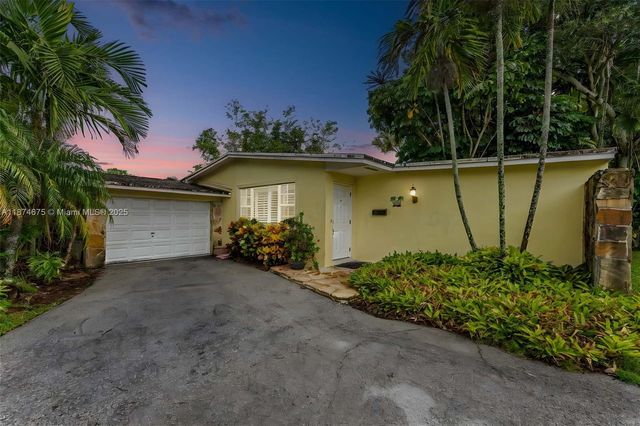 9730 SW 159th St, Miami, FL 33157