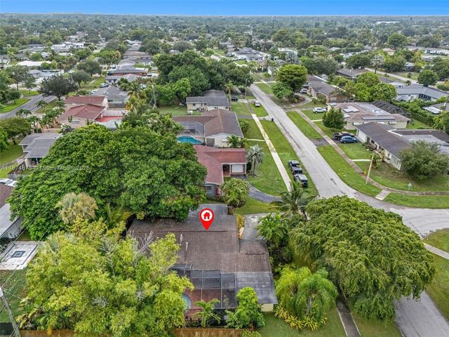 9730 SW 159th St, Miami, FL 33157