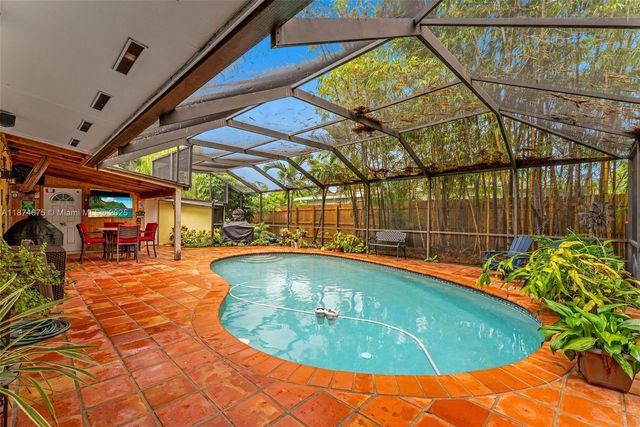 9730 SW 159th St, Miami, FL 33157
