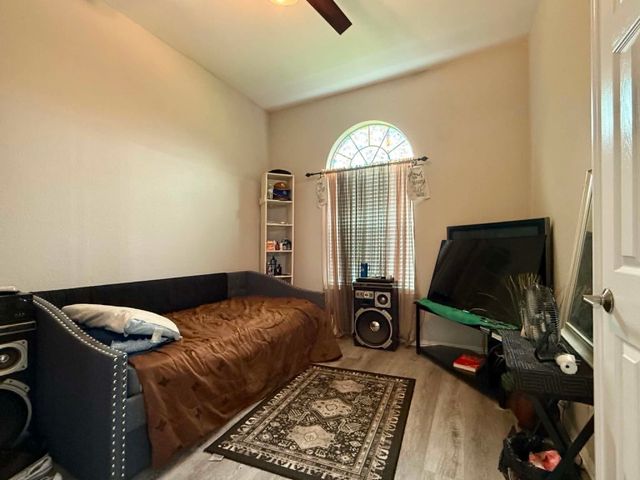 1129 Miramar Avenue, Desoto, TX 75115