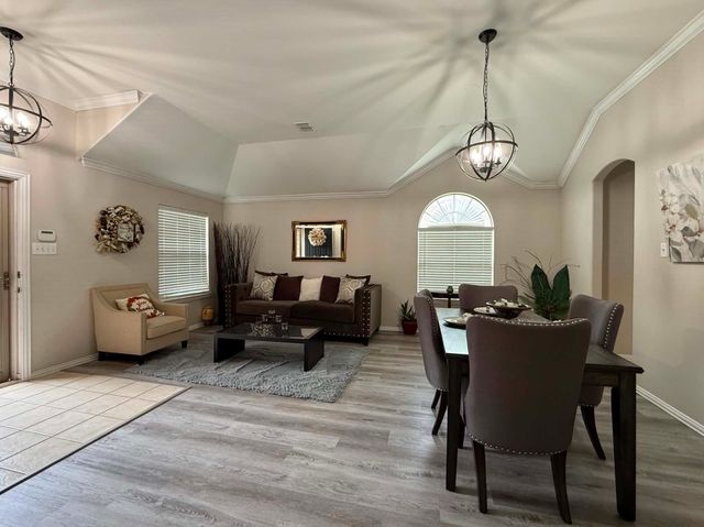 1129 Miramar Avenue, Desoto, TX 75115